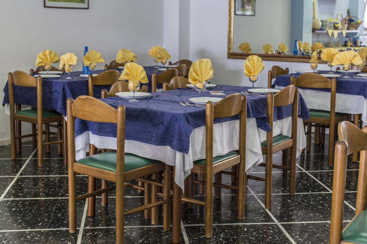 Hotel Domus Mea Каттоліка Екстер'єр фото