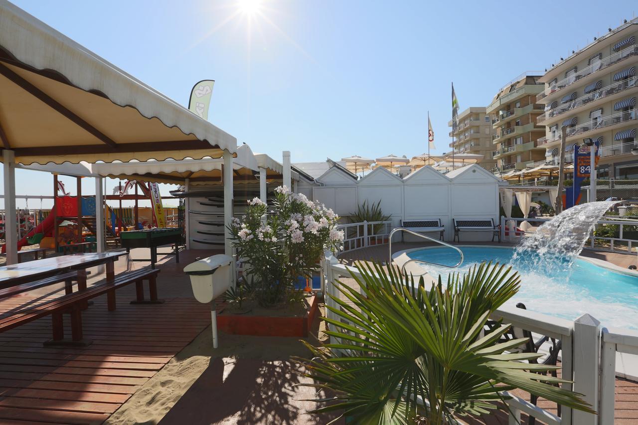 Hotel Domus Mea Каттоліка Екстер'єр фото